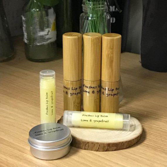  DIY kit set for aromatherapy lipstick